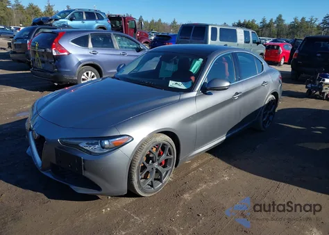 2019 Alfa Romeo Giulia Ti Awd z USA, uszkodzony, nr VIN ZARFANBN9K7622674